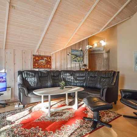 Holiday home Stunning In Romo With Sauna